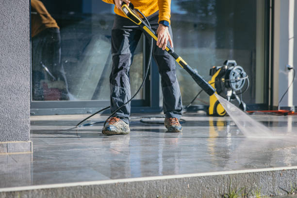 Garage Pressure Washing in St Joseph, MI